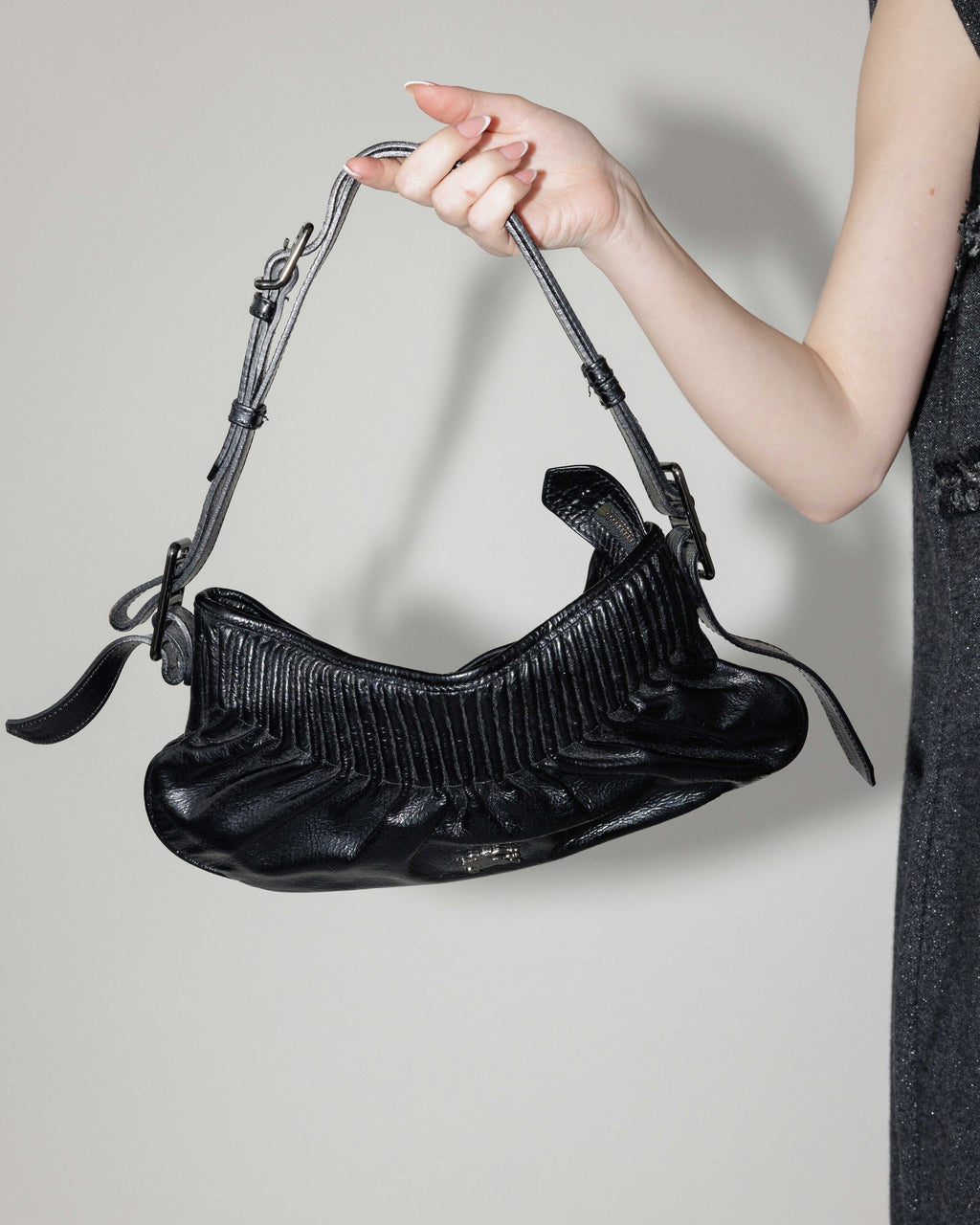 Leather bag