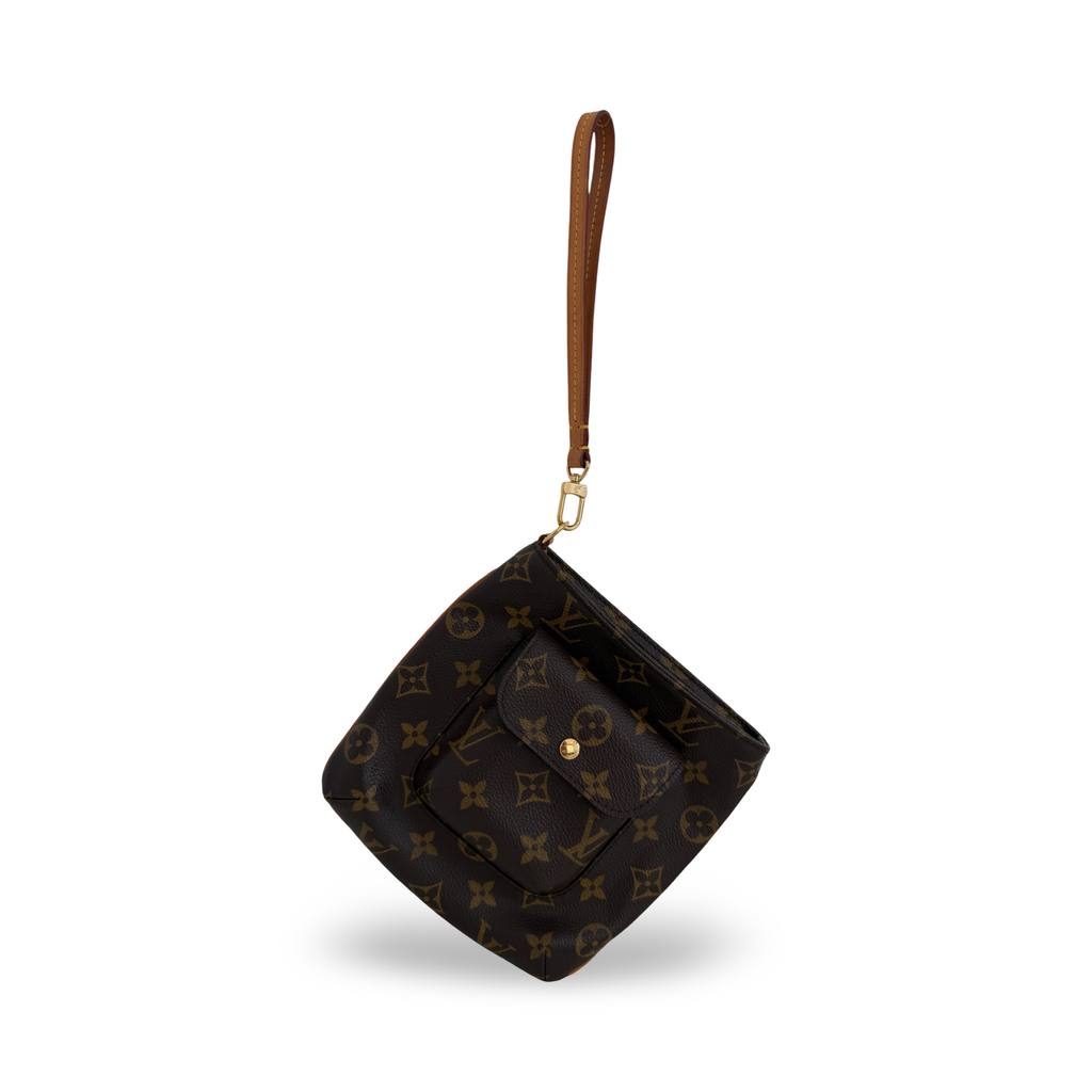 Partition Wristlet bag