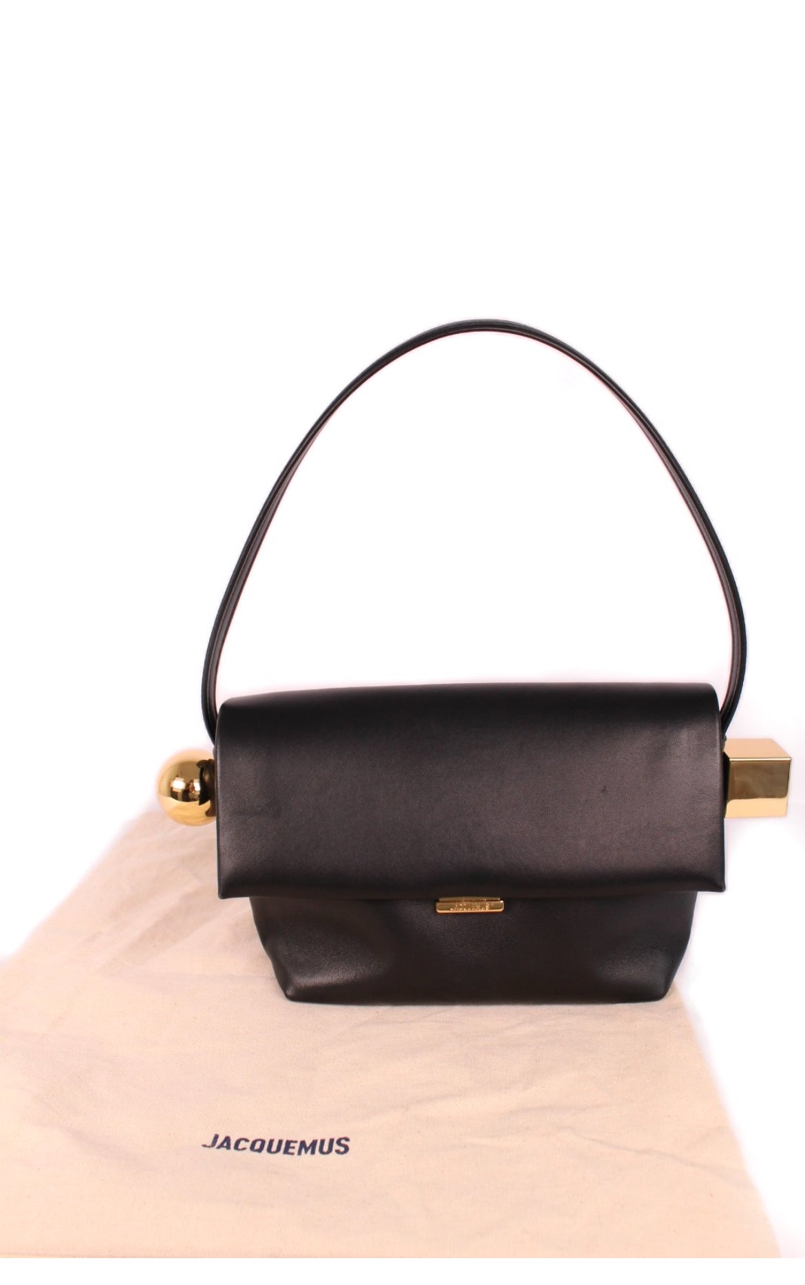 Le Rond Carre Embellished Leather Shoulder Bag