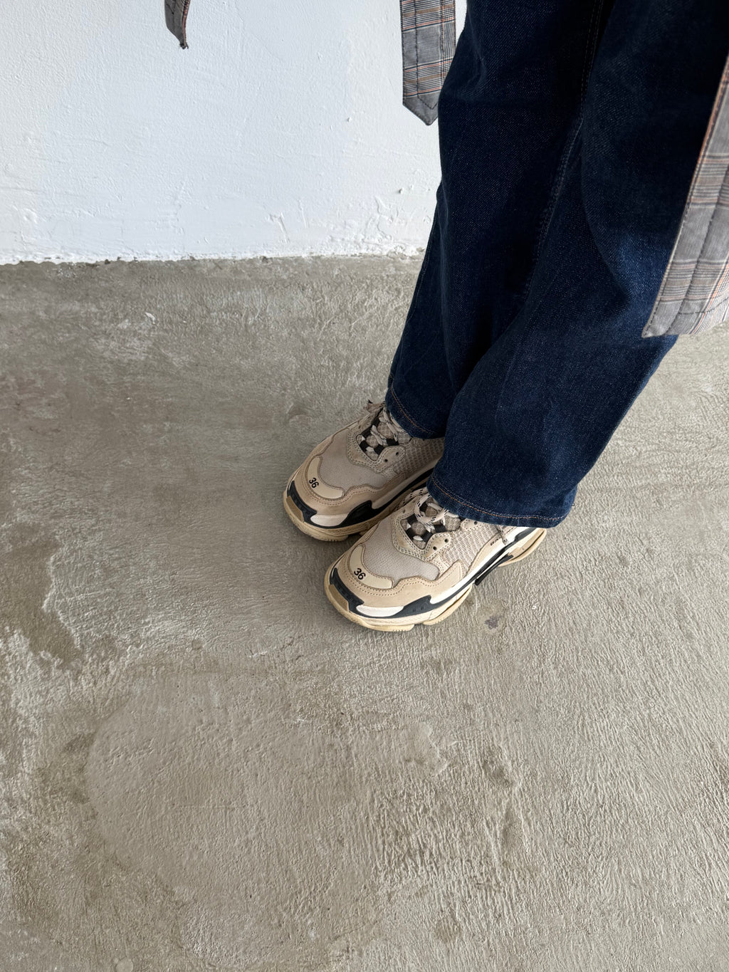 Sneakers