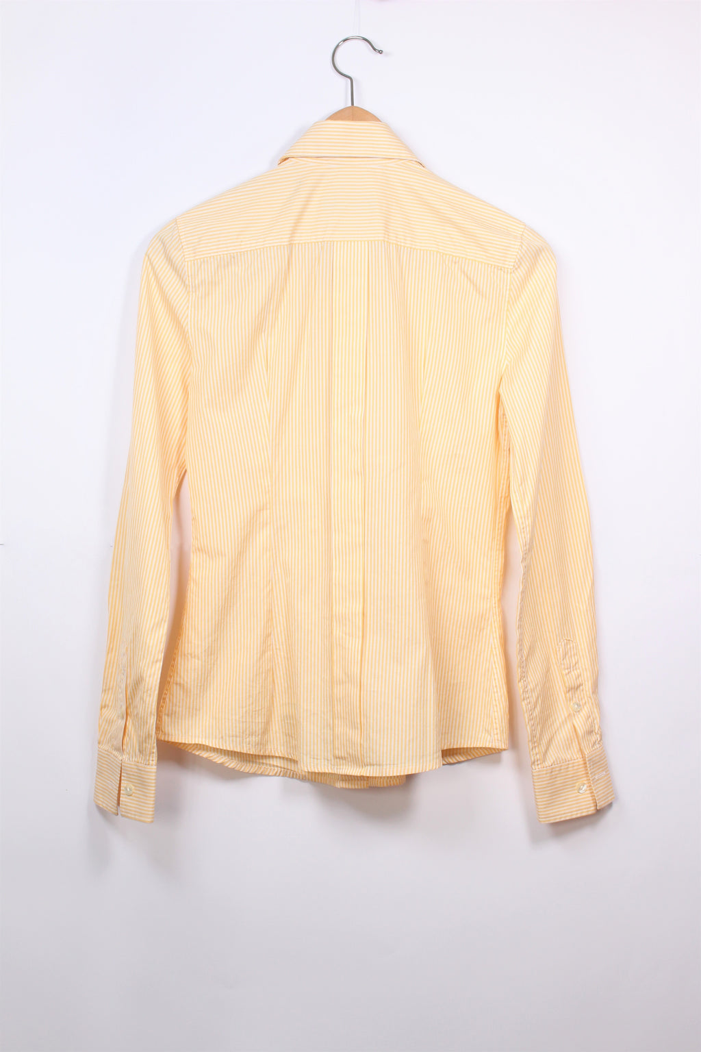 Buttoned shirt