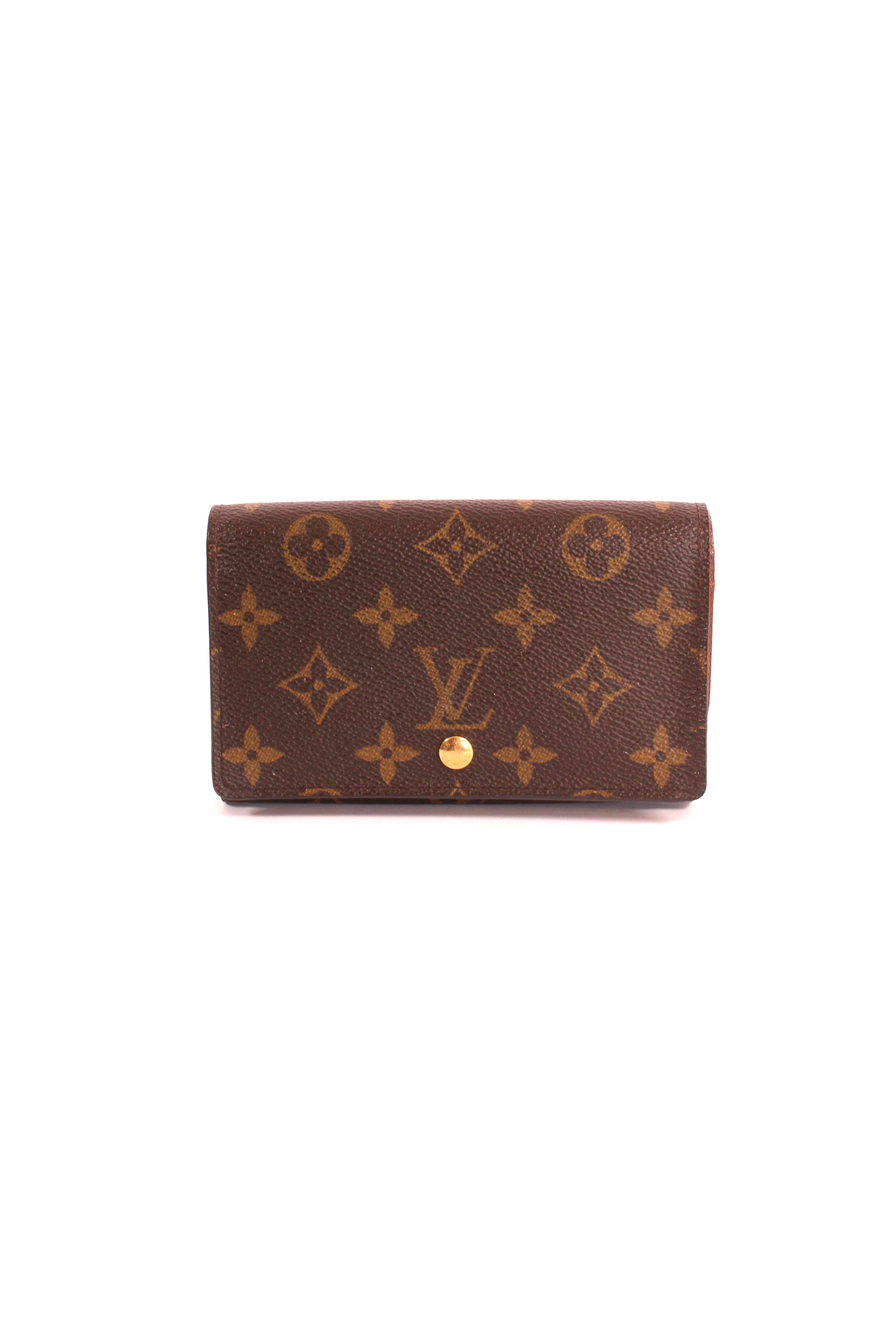 Monogram wallet