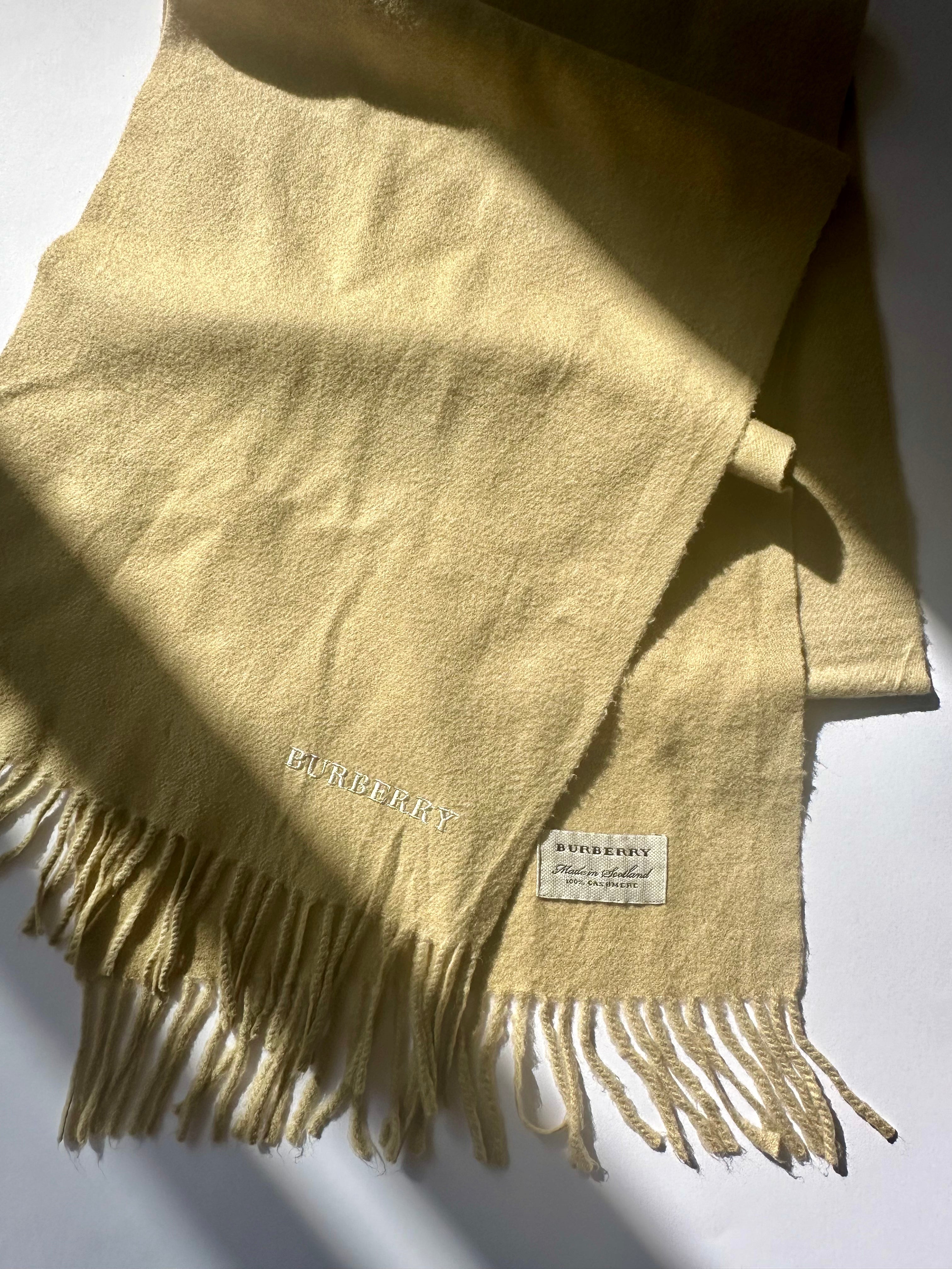 Cashmere scarf