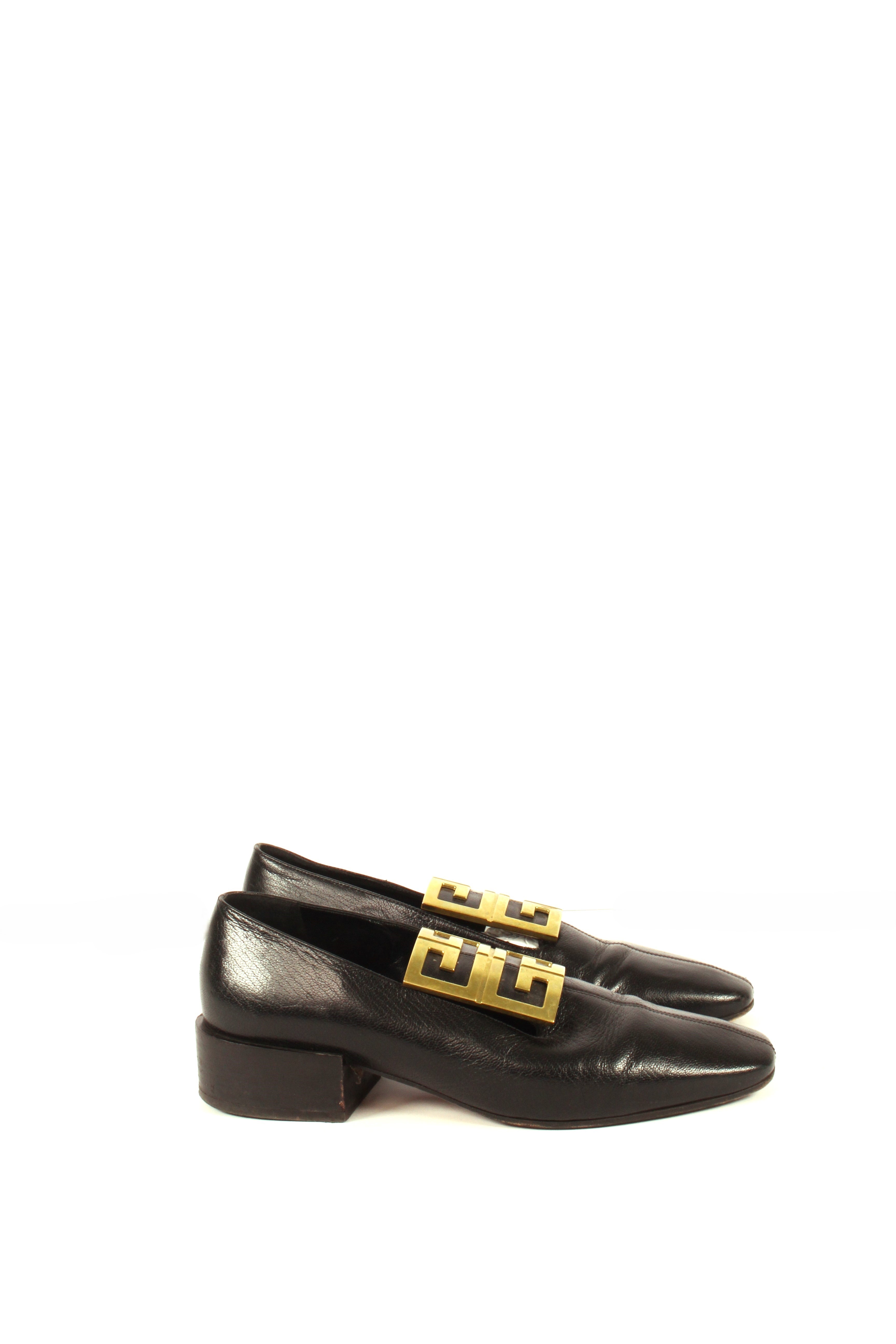 Leather flats
