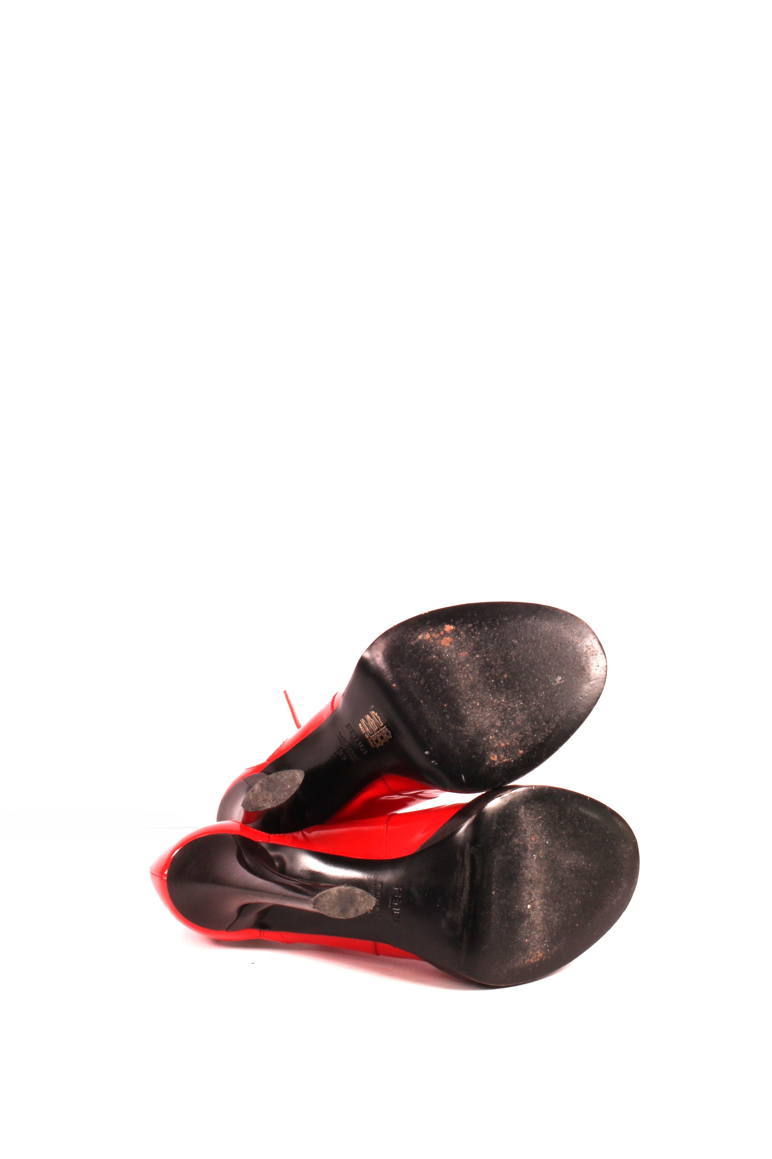 Cut Out Ankle Strap Sandals