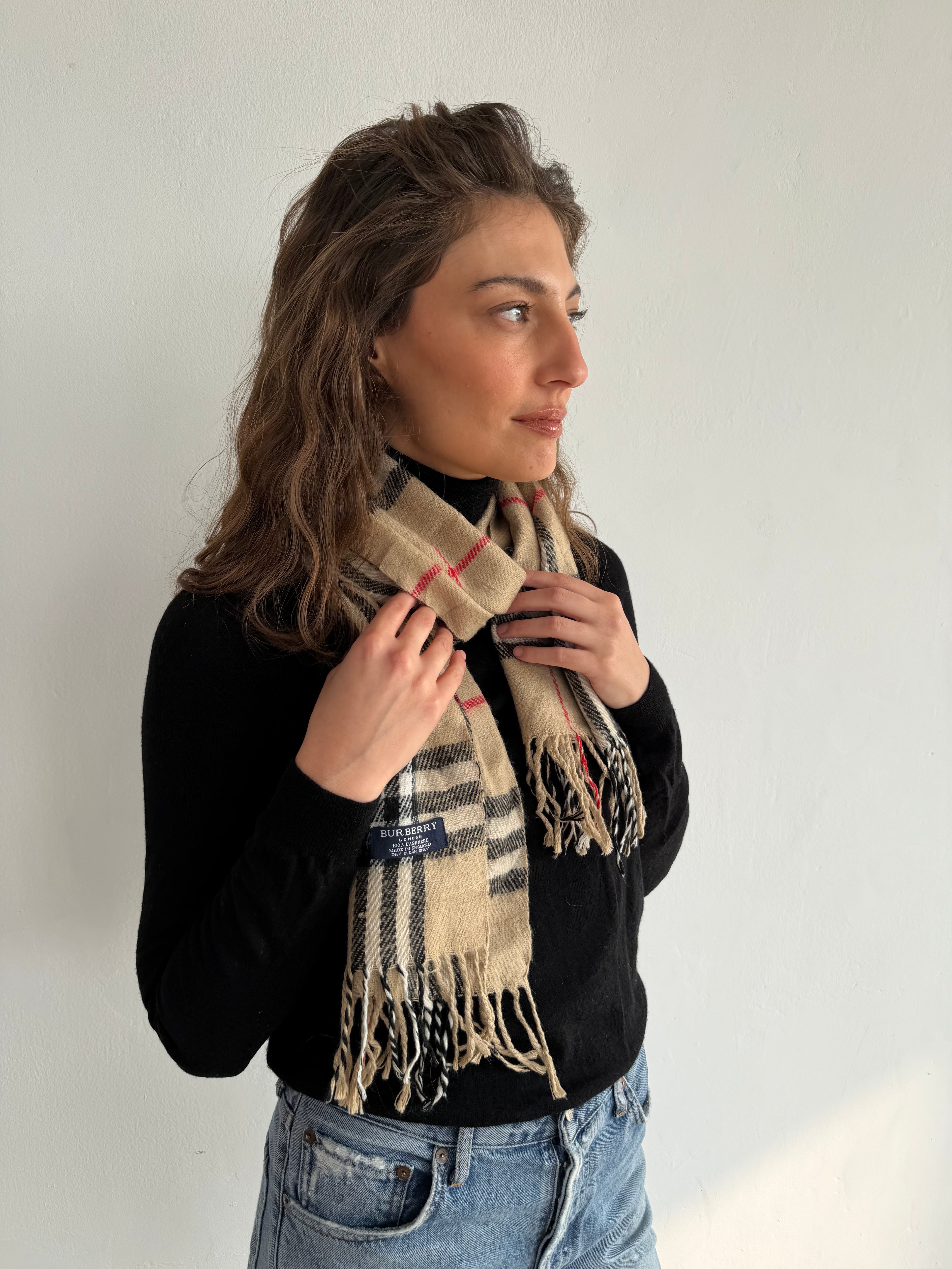 Cashmere scarf