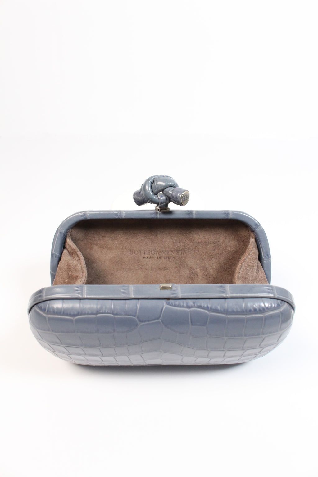 crocodile clutch