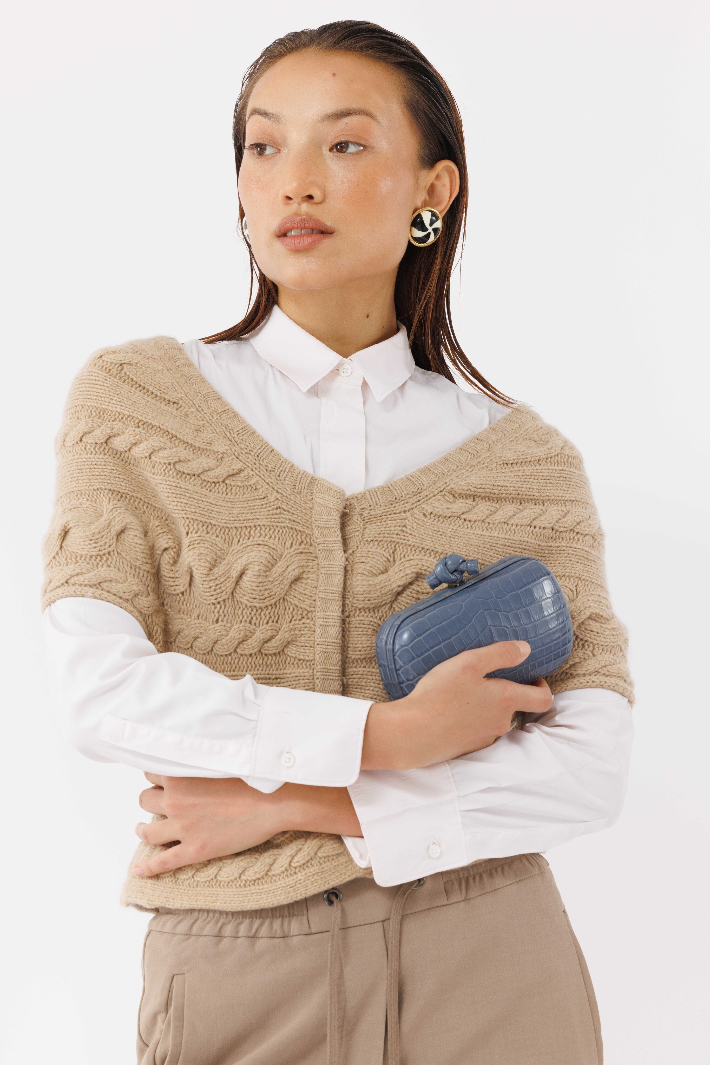 crocodile knot clutch