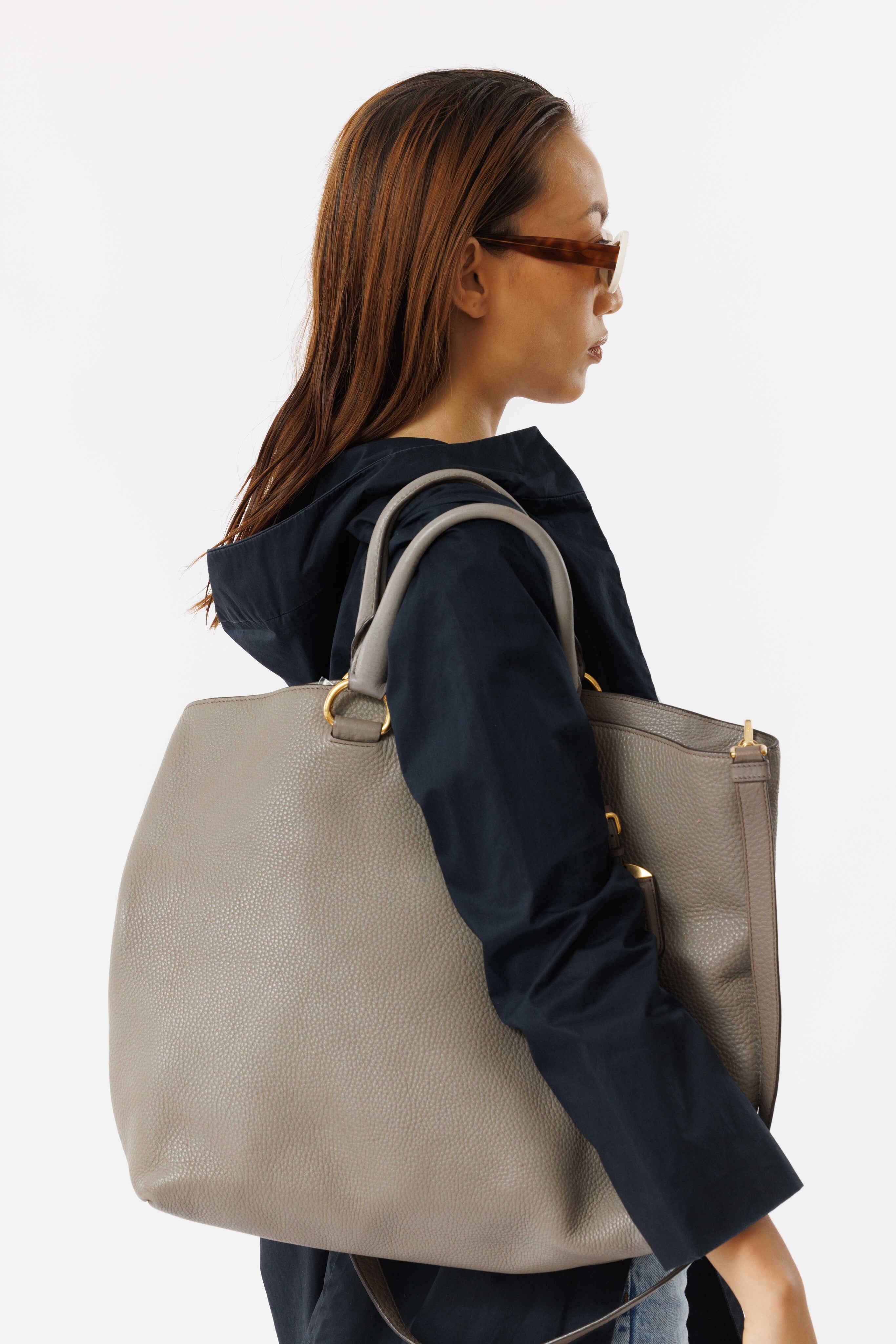 Vitello Daino Tote Bag