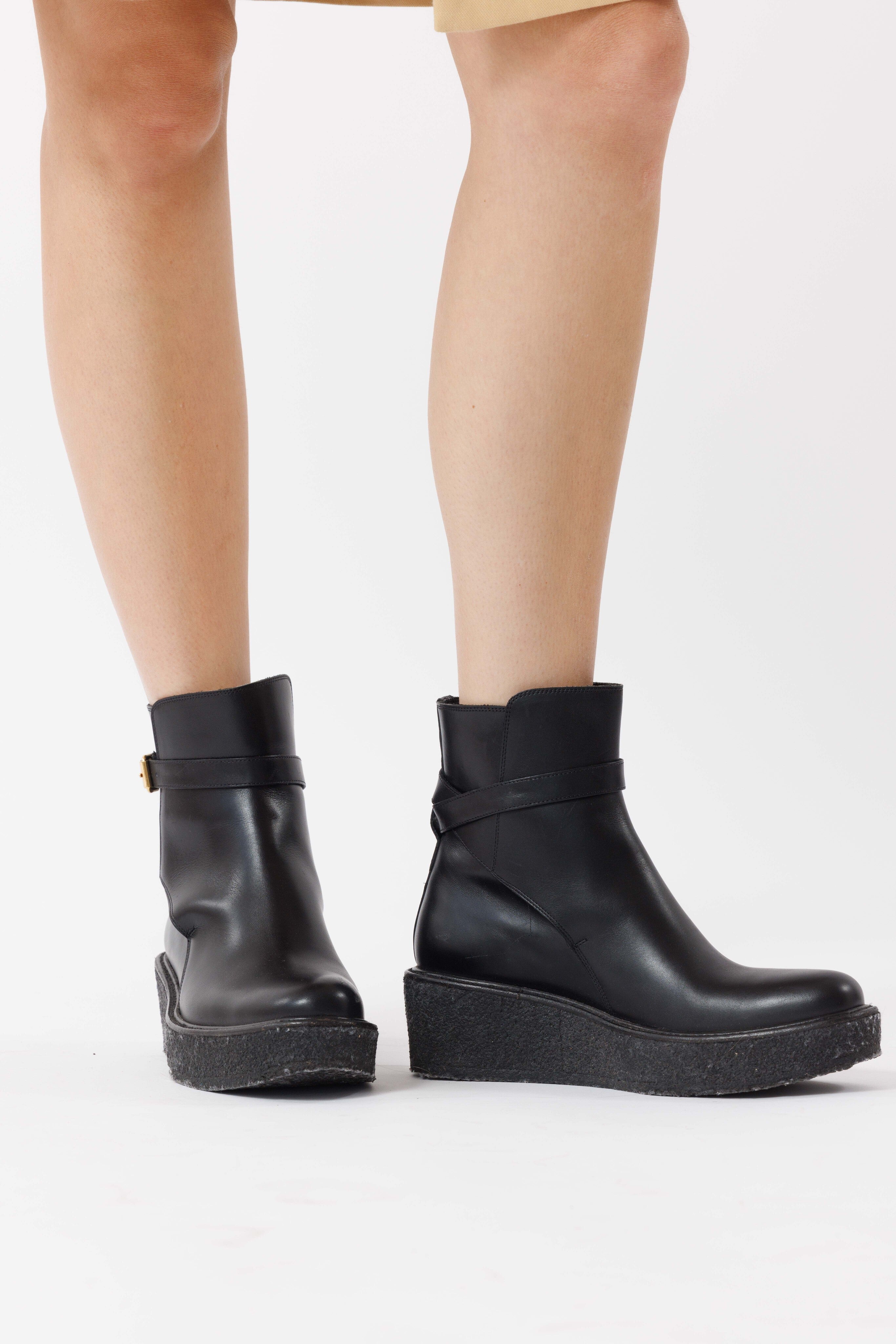 ankle boots