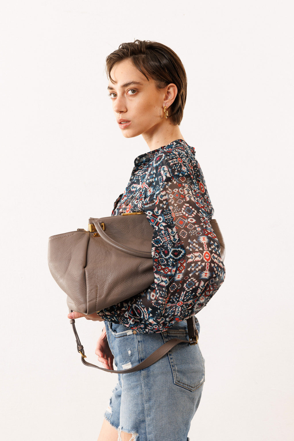 Leather bag