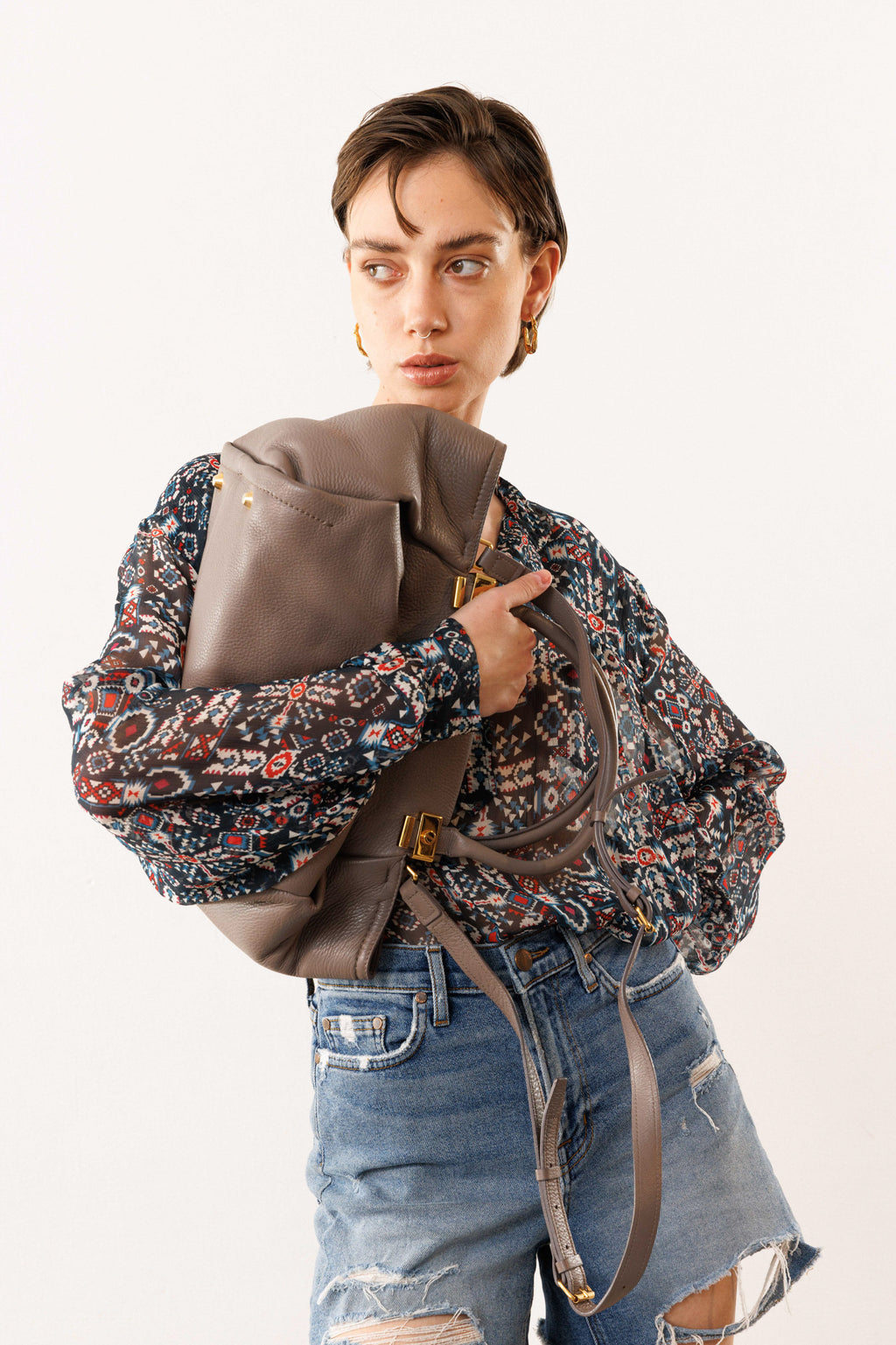 Leather bag