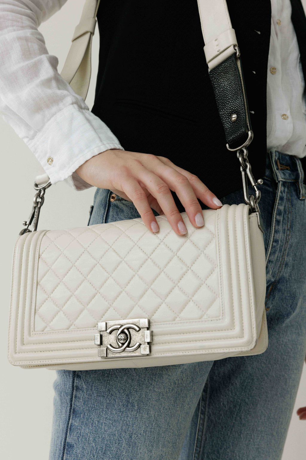 Chanel boy limited